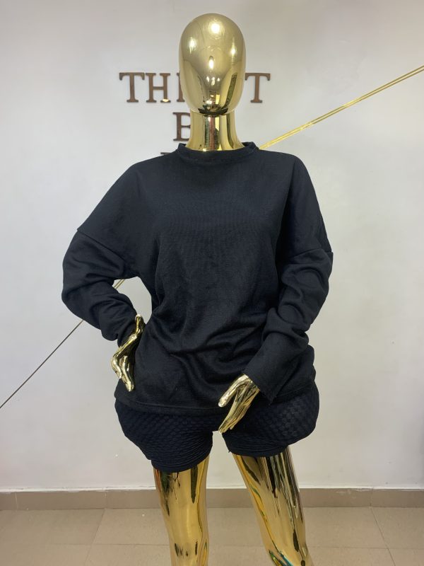 Sweatshirt