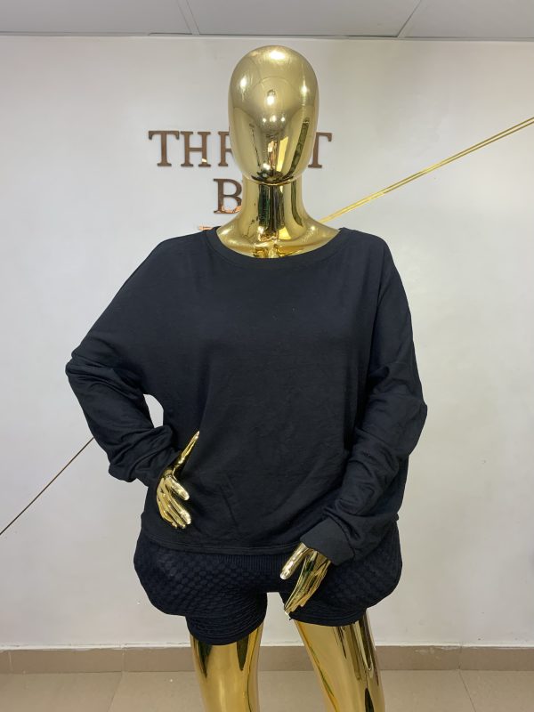 Sweatshirt